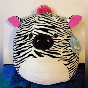 Squishmallows Tracey 🩷🖤